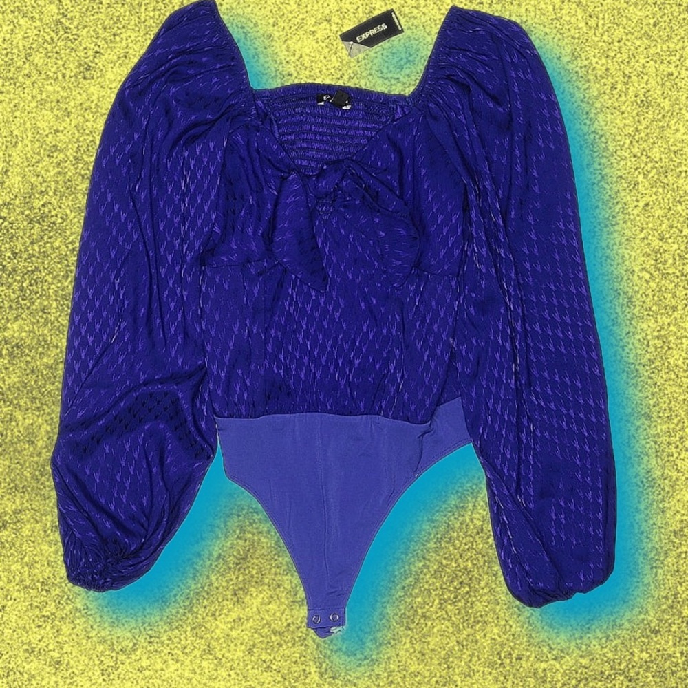 EXPRESS JACQUARD LONG SLEEVE BODYSUIT -NWT - M